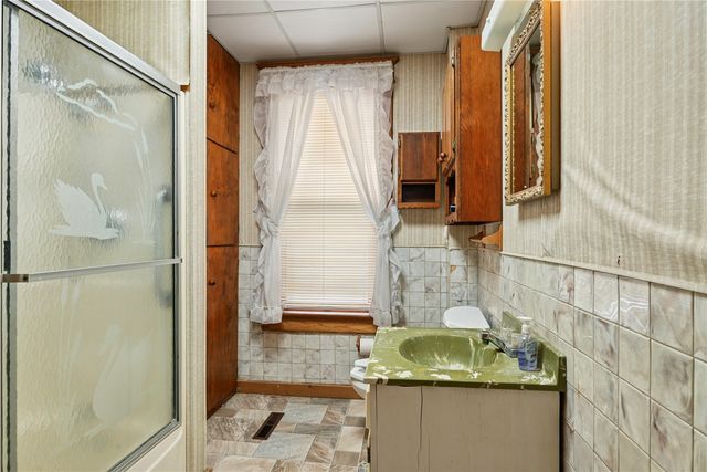 205 2nd Avenue, Atkins, IA 52206