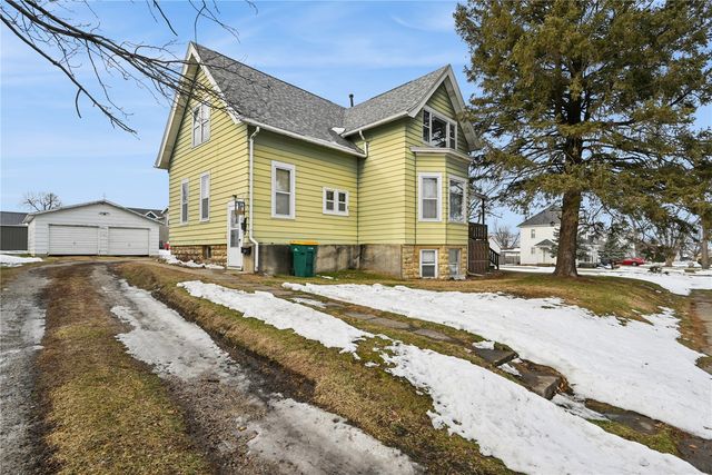 205 2nd Avenue, Atkins, IA 52206