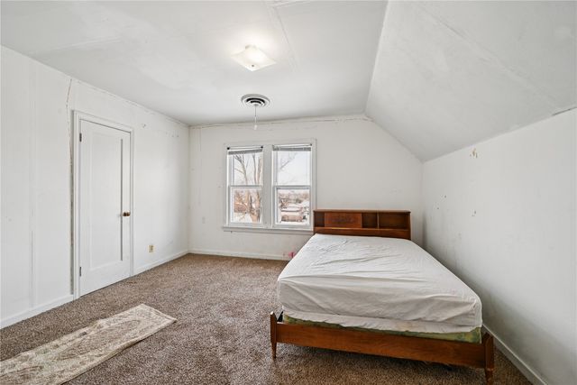 205 2nd Avenue, Atkins, IA 52206