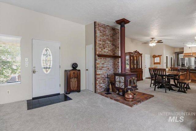 147 W 400 South, Jerome, ID 83338