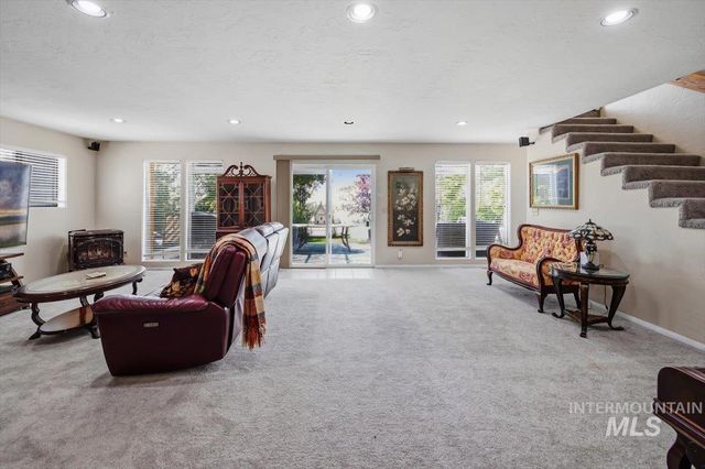 147 W 400 South, Jerome, ID 83338