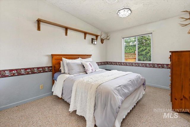 147 W 400 South, Jerome, ID 83338
