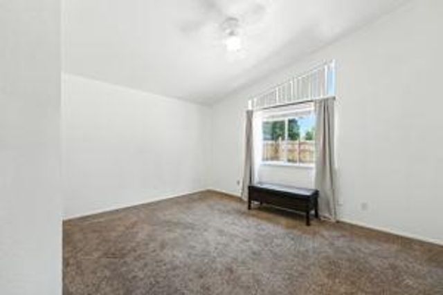 8044 torrente Way, Sacramento, CA 95823