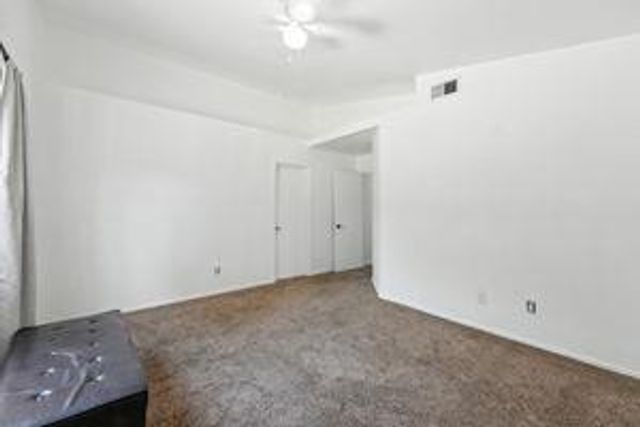 8044 torrente Way, Sacramento, CA 95823