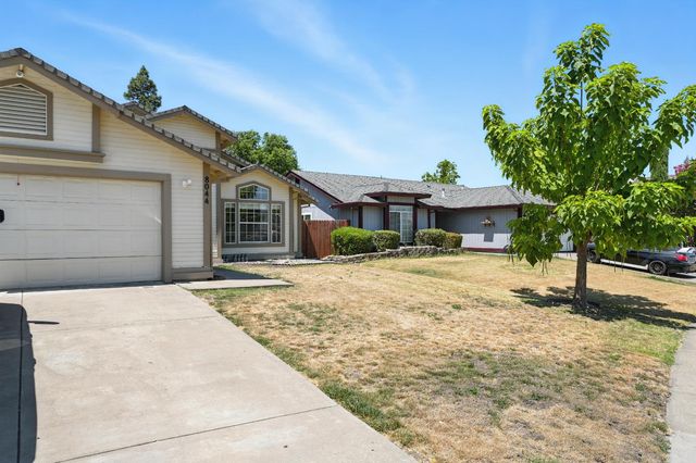 8044 torrente Way, Sacramento, CA 95823