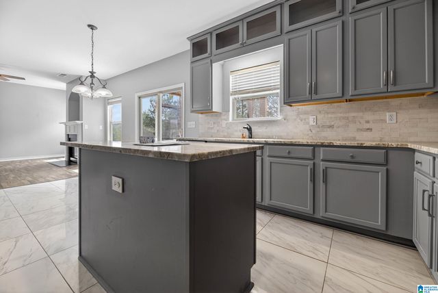 6741 SOUTHERN TRACE CIRCLE, Leeds, AL 35094