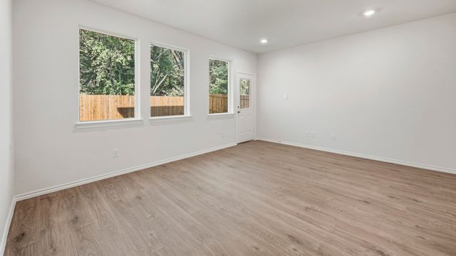 6926 Vining Drive, Princeton, TX 75407