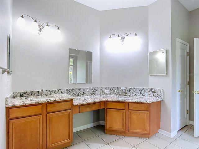 7220 NIGHT HERON DRIVE, Land O Lakes, FL 34637