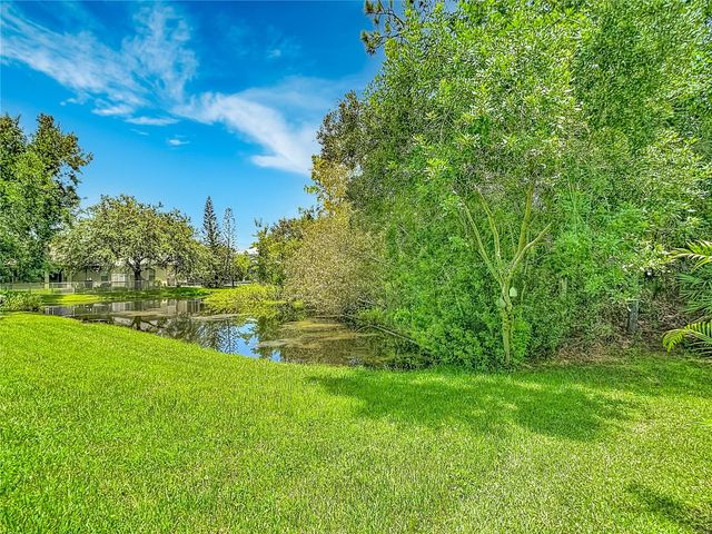 7220 NIGHT HERON DRIVE, Land O Lakes, FL 34637