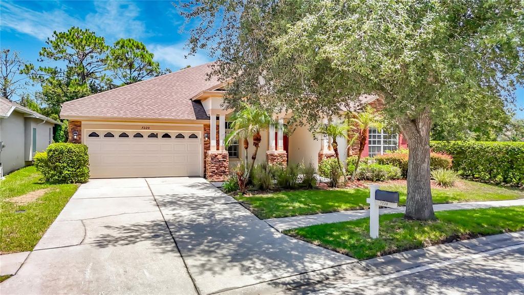 7220 NIGHT HERON DRIVE, Land O Lakes, FL 34637