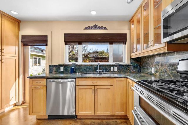 624 Riverview Drive, Capitola, CA 95010