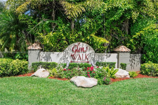 236 NW 118th Dr, Coral Springs, FL 33071