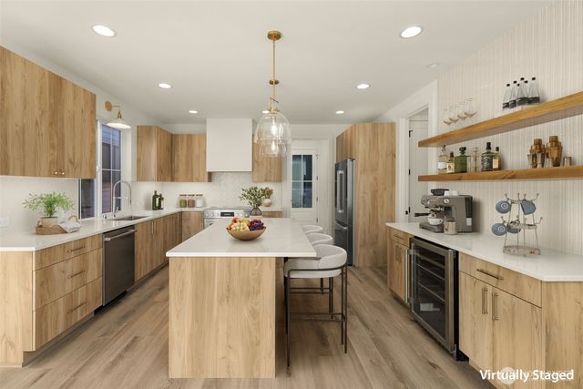 1860 1st Street, Kirkland, WA 98033