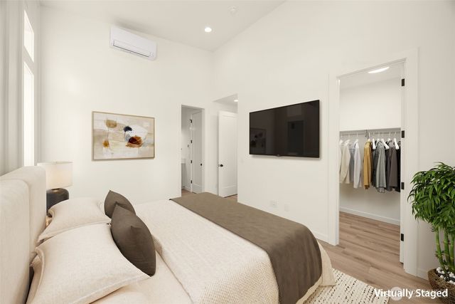 1860 1st Street, Kirkland, WA 98033