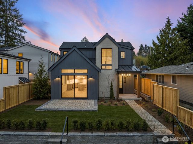 1860 1st Street, Kirkland, WA 98033