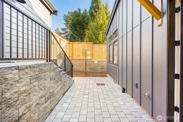 1860 1st Street, Kirkland, WA 98033