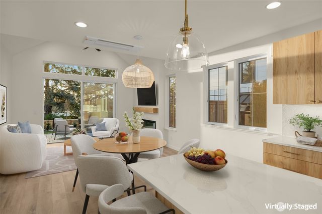 1860 1st Street, Kirkland, WA 98033