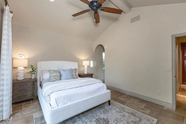 5116 Greencrest Road, La Canada Flintridge, CA 91011