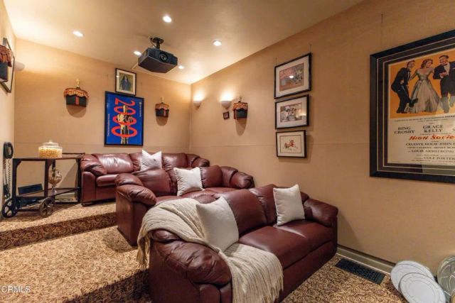 5116 Greencrest Road, La Canada Flintridge, CA 91011