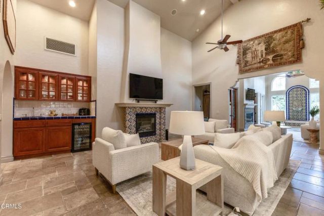 5116 Greencrest Road, La Canada Flintridge, CA 91011