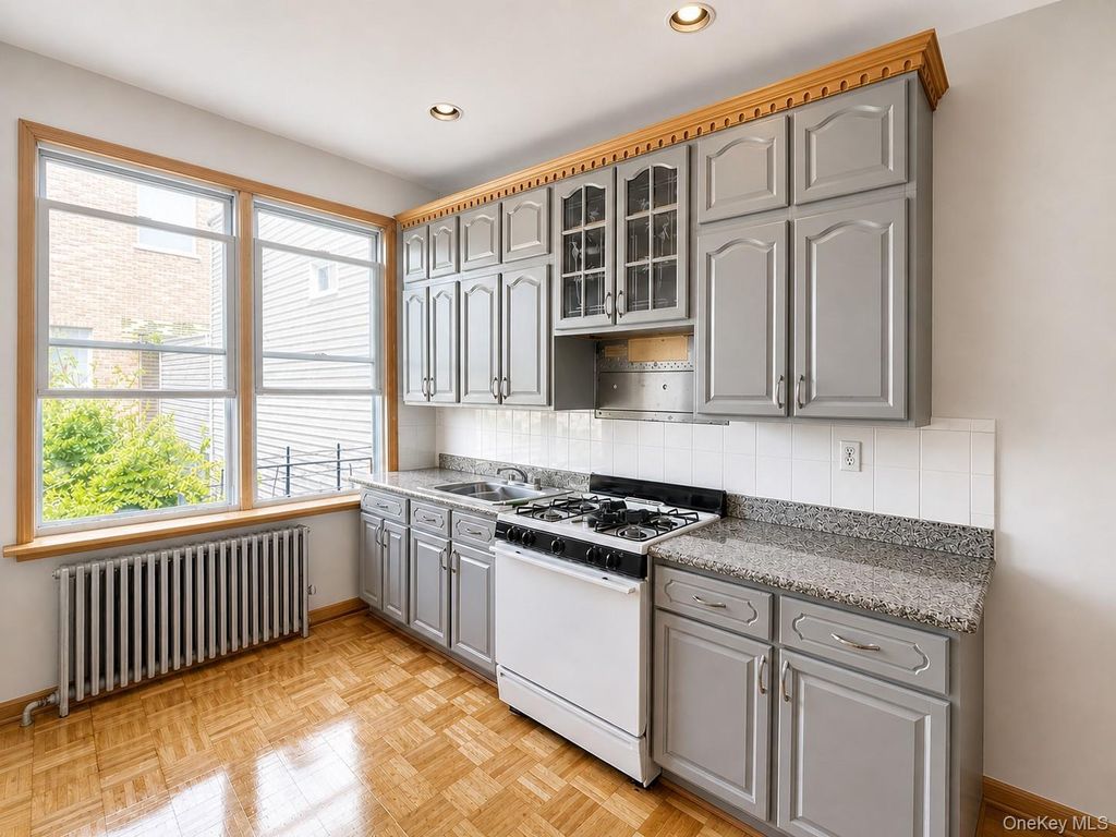 1925 Palmetto Street, Ridgewood, NY 11385