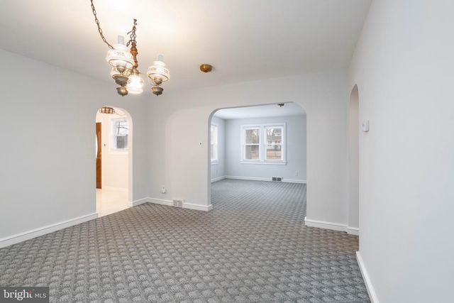 2700 DELSEA DR, Franklinville, NJ 08322