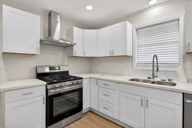 2814 Silver Pine Lane, Shreveport, LA 71108