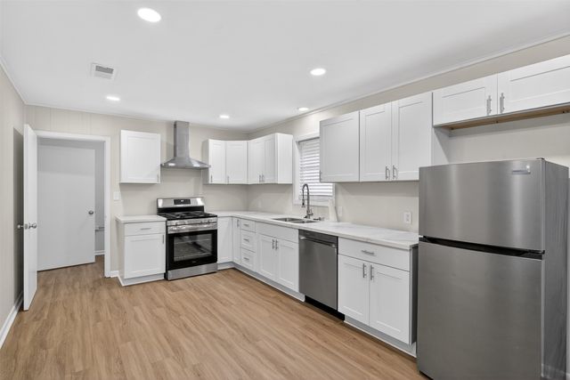 2814 Silver Pine Lane, Shreveport, LA 71108