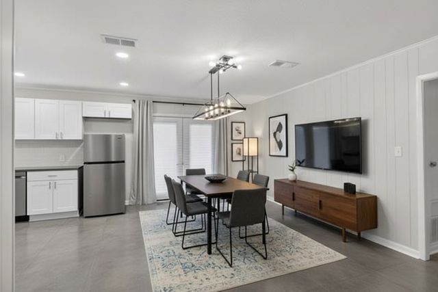 2814 Silver Pine Lane, Shreveport, LA 71108