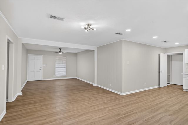 2814 Silver Pine Lane, Shreveport, LA 71108