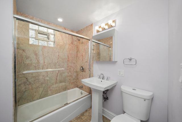 4239 W Melrose Street 2, Chicago, IL 60641