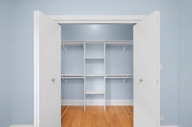 4239 W Melrose Street 2, Chicago, IL 60641