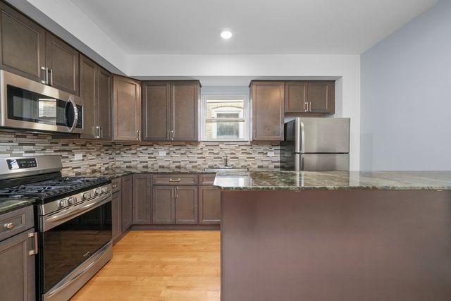 4239 W Melrose Street 2, Chicago, IL 60641