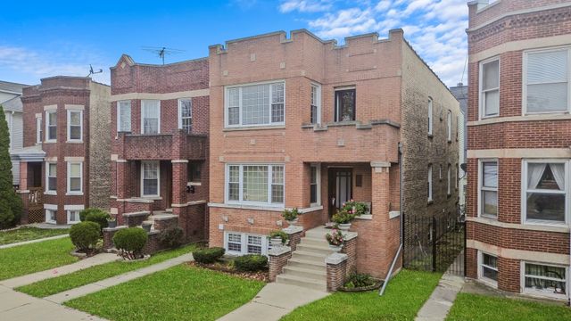 4239 W Melrose Street 2, Chicago, IL 60641