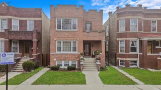 4239 W Melrose Street 2, Chicago, IL 60641