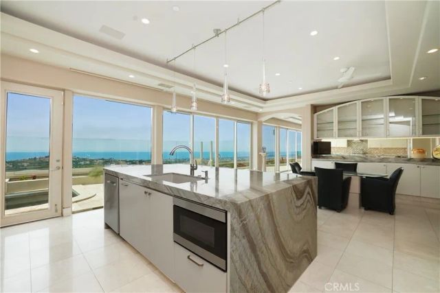 15 Goleta Point, Corona Del Mar, CA 92625