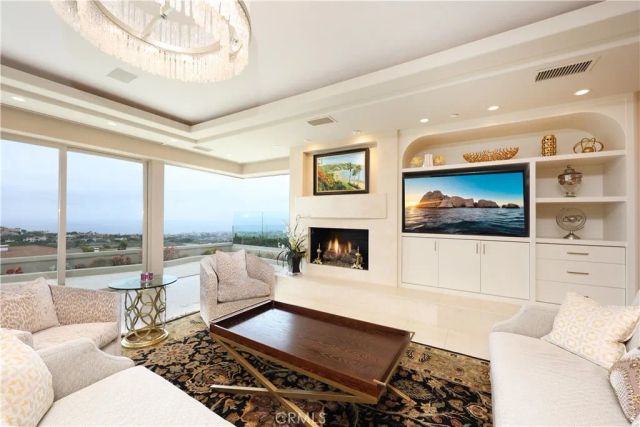 15 Goleta Point, Corona Del Mar, CA 92625
