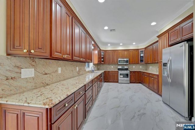 627 Concord Street, New Milford, NJ 07646