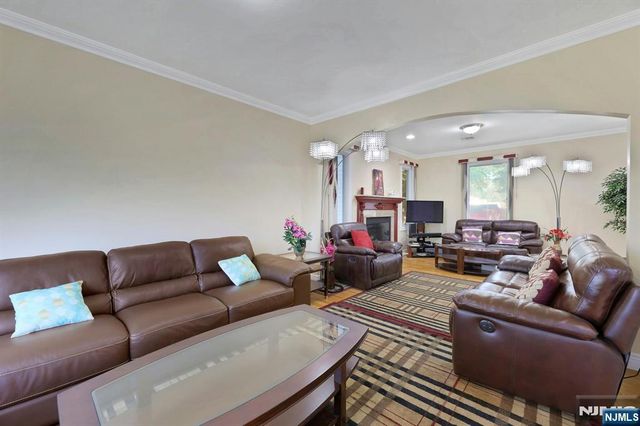 627 Concord Street, New Milford, NJ 07646