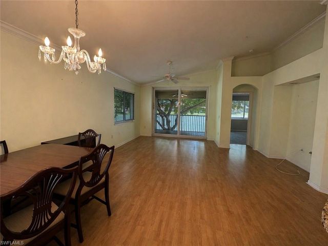 6820 Huntington Lakes CIR 201, Naples, FL 34119