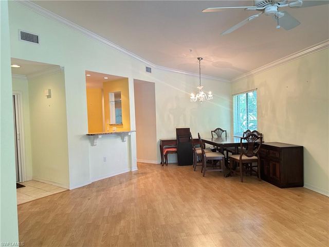 6820 Huntington Lakes CIR 201, Naples, FL 34119