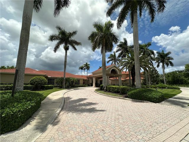 6820 Huntington Lakes CIR 201, Naples, FL 34119