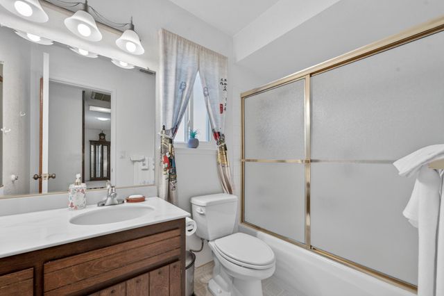 2341 Rudat Cir, Rancho Cordova, CA 95670