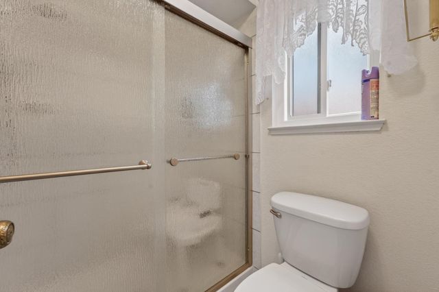 2341 Rudat Cir, Rancho Cordova, CA 95670