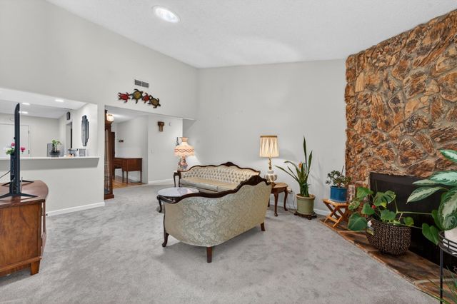 2341 Rudat Cir, Rancho Cordova, CA 95670