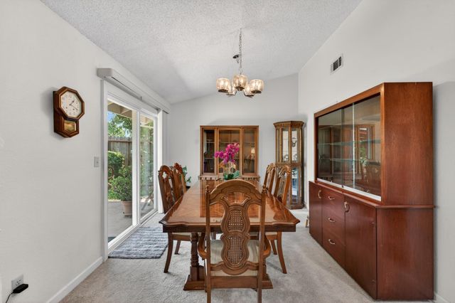 2341 Rudat Cir, Rancho Cordova, CA 95670