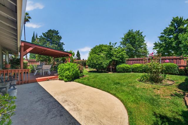 2341 Rudat Cir, Rancho Cordova, CA 95670
