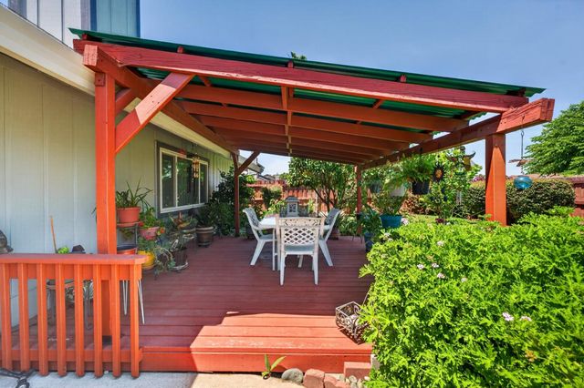 2341 Rudat Cir, Rancho Cordova, CA 95670