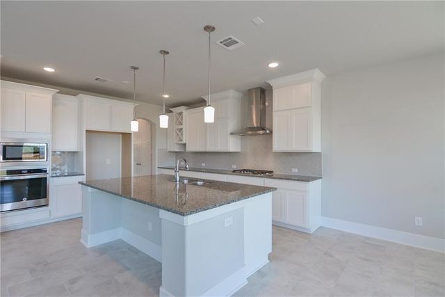 108 Potts ST, Georgetown, TX 78628