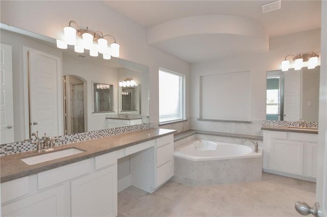 108 Potts ST, Georgetown, TX 78628